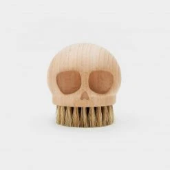 Suk UK Housewares Skull Brush