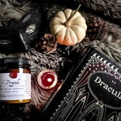 Get Fictional Gift Ideas Dracula - Candle