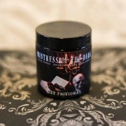 Get Fictional Gift Ideas Mistress Of The Dark - Candle
