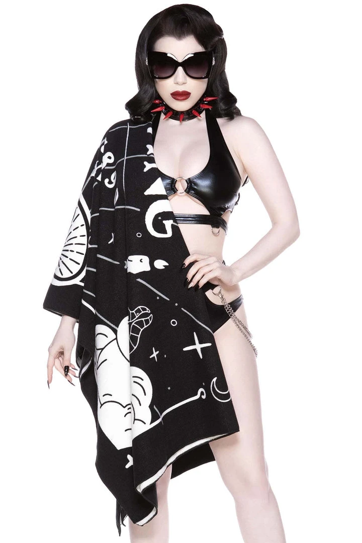 Killstar Gift Ideas Trust Issues Beach Towel 4 Killstar Gift Ideas Trust Issues Beach Towel