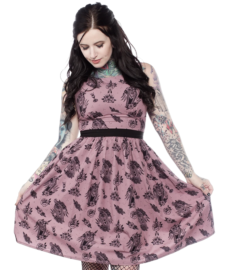 Sourpuss Women's Stuff Die In Grace Shift Dress 3 Sourpuss Women's Stuff Die In Grace Shift Dress