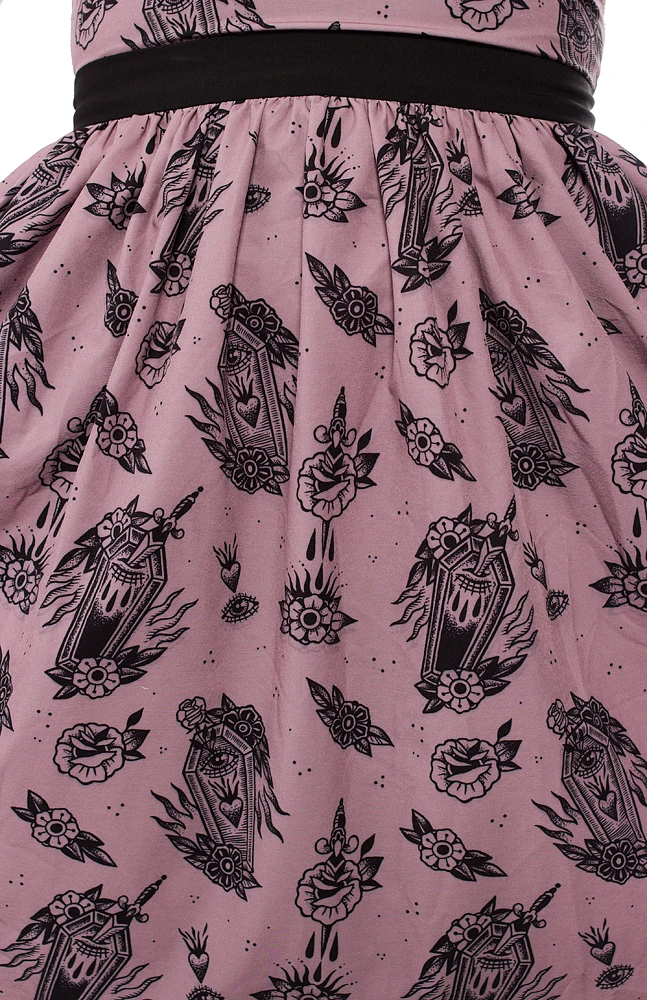 Sourpuss Women's Stuff Die In Grace Shift Dress 5 Sourpuss Women's Stuff Die In Grace Shift Dress